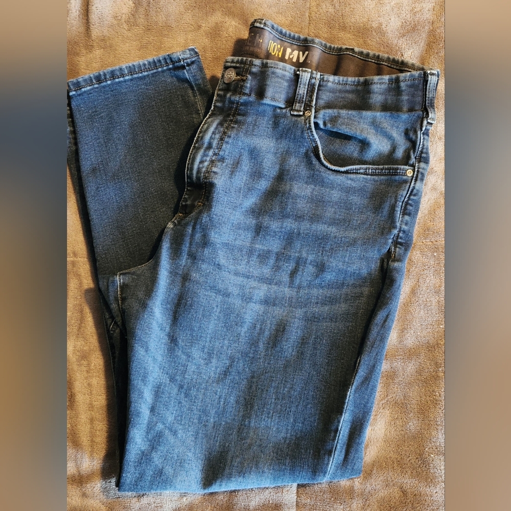 Men's Extreme Motion Jeans 44x32